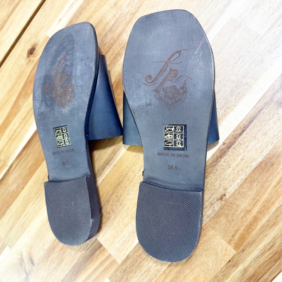 Free People Verona Slide Sandals Black Suede Leather Topstitch Detail Size 38.5 - Picture 12 of 12